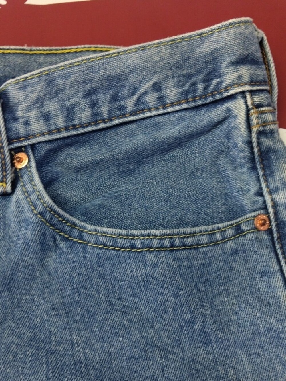 Levi's 505 Men's Light Blue Straight-Leg Denim Jeans - Picture 5 of 15